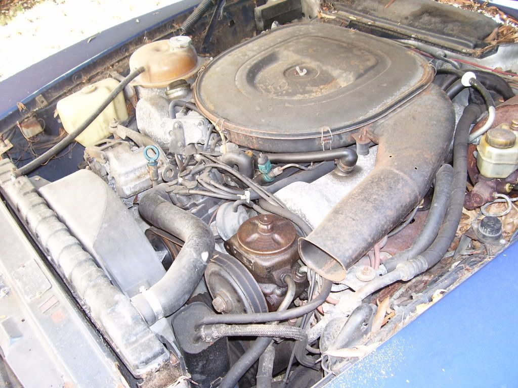 FS 1976 450SL 450 engine and transmission. M117 - PeachParts Mercedes